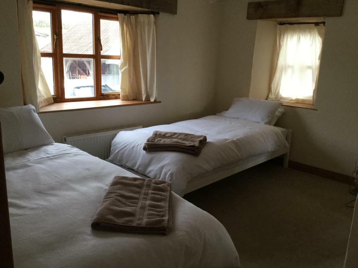 Castle Farm Bed & Breakfast Wedmore Exterior photo