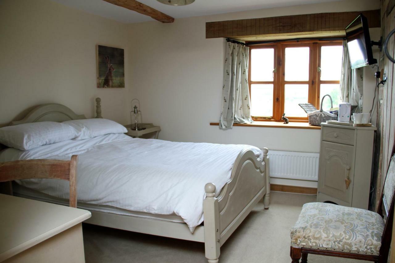 Castle Farm Bed & Breakfast Wedmore Exterior photo